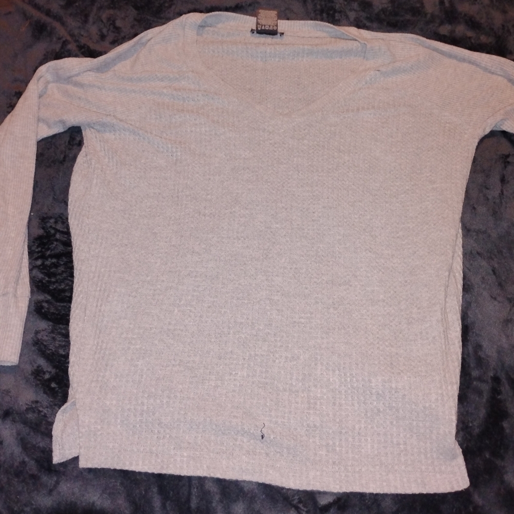 Chelsea & Theodore Gray V-Neck Sweater with Ribbed Texture